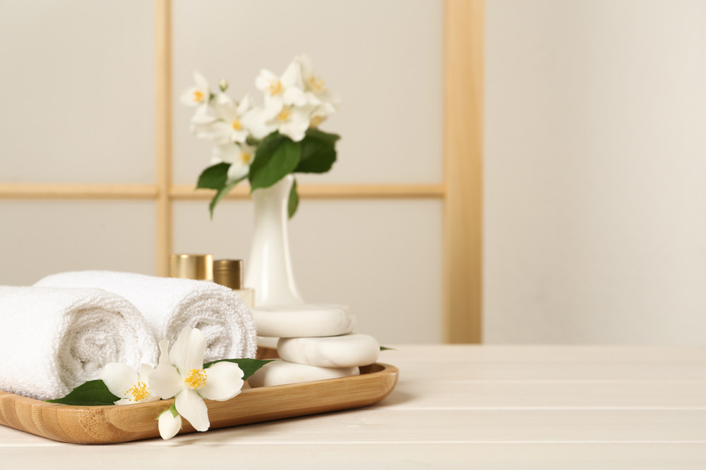 Benefits of jasmine flowers for the skin